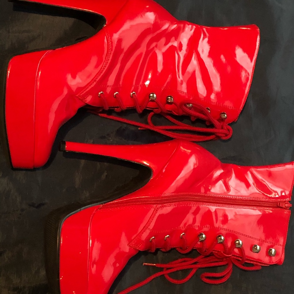 Hot red stiletto ankle booties 🔥